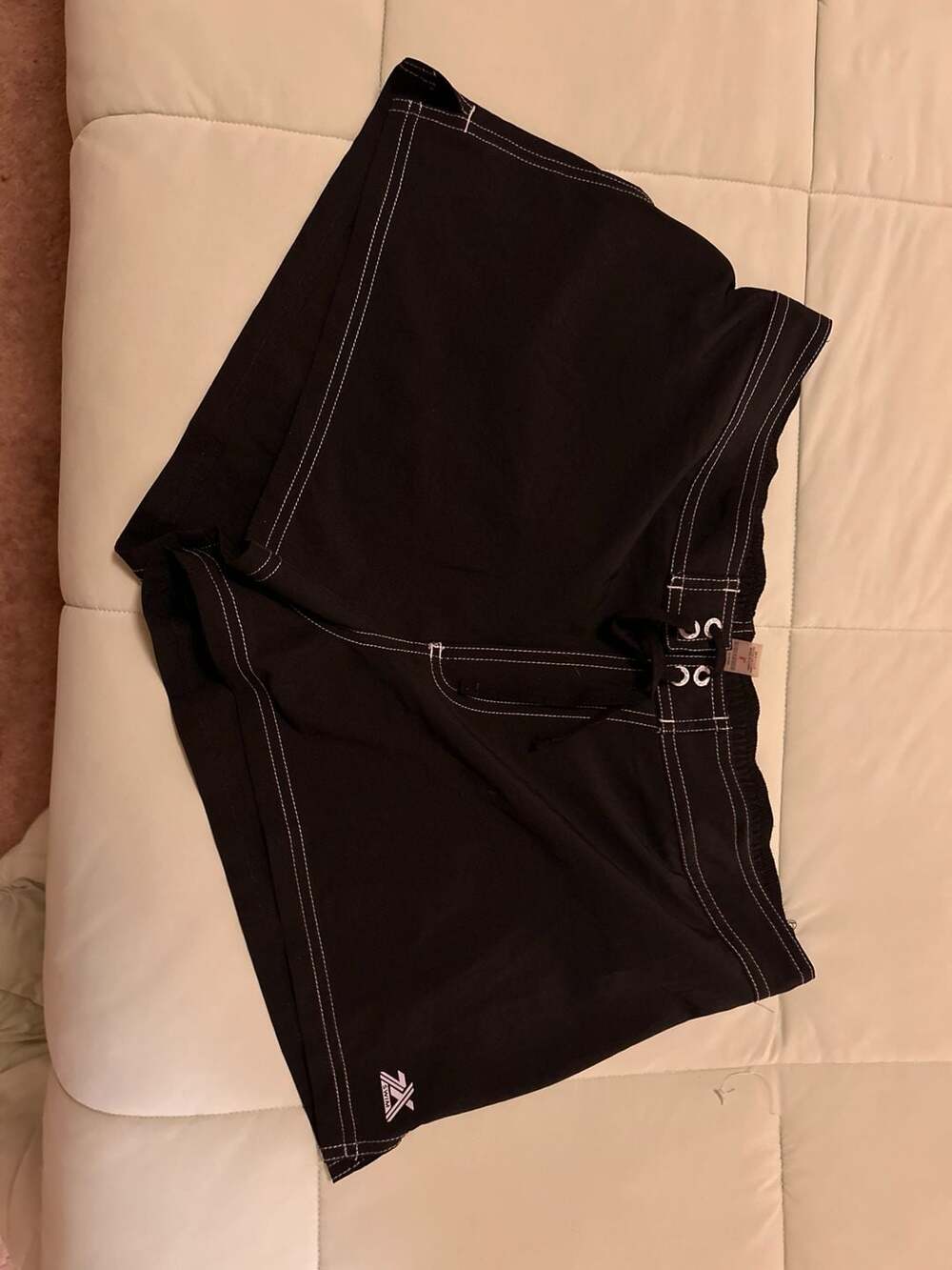 ZeroXposur Women's Black Woven Board Shorts with Contrast Stitching